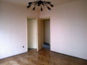 Vand apartament 3 camere + 2 balcoane - zona Grivita (Calea Grivitei)