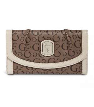 Portofele Guess dama  aduse dinAmerica