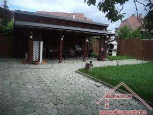 INCHIRIEZ APARTAMENT 3 CAMERE,  ZONA CALEA DUMBRAVII