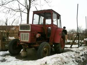 Vand Tractor Universal 445