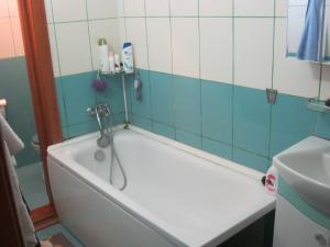 IMOBIL IN COMUNA COTESTI