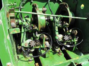 PRESA JOHN DEERE  342