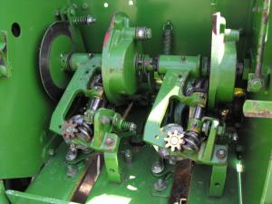 PRESA JOHN DEERE  342