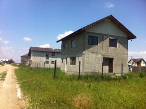 Vand casa/vila in Com Berceni