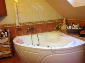 �n Eger (Ungaria) Casă de v�nzare