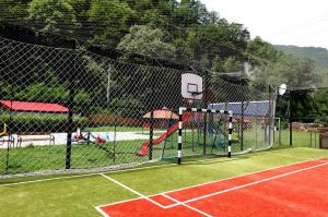 TEREN TENIS FOOTBALL