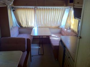 Rulota Musketeer cu cort lateral