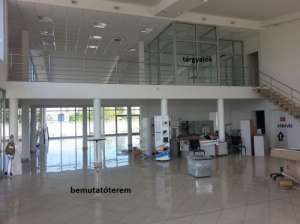 �n Szolnok dealership și reparații magazin de v�nzare