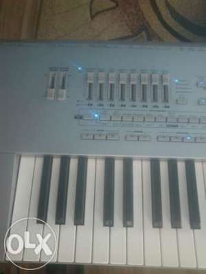 KORG PA1xpro super pret! In stare foarte buna