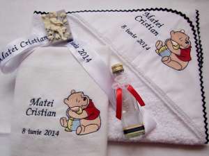 Trusouri pentru botez personalizate