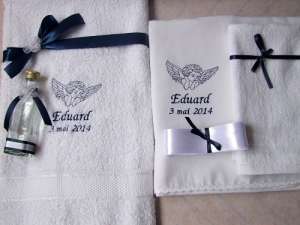 Trusouri pentru botez personalizate