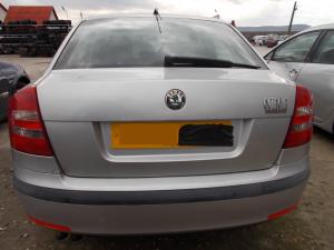 dezmembrez skoda octavia 2 2008