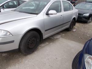 dezmembrez skoda octavia 2 2008