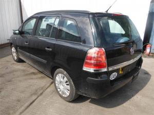 dezmembrez opel zafira