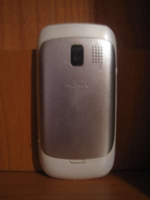 Nokia Asha 302