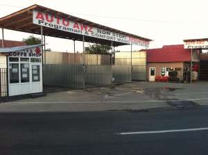 VAND SPALATORIE AUTO,   VULCANIZARE,   SERVICE AUTO SI SPATIU COMERCIAL CU TERASA,   �N TG JIU