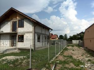 TEREN INTRAVILAN SABARENI,   PARTICULAR