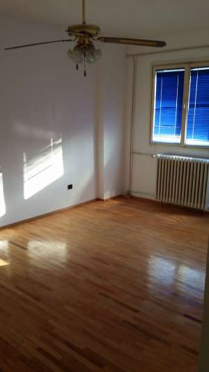 VAND APARTAMENT 3 CAMERE ULTRA CENTRAL PLOIESTI