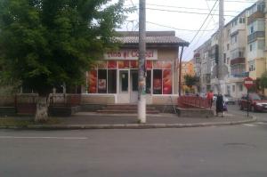 inchiriez spatiu comercial ,   zona 5 calarasi