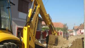 Inchiriez Buldoexcavator 10t