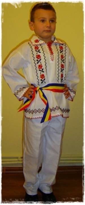 Costume populare de baieti