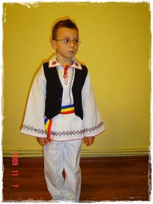Costume populare de baieti
