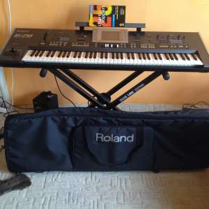 ROLAND G-70 v2 ca NOU!