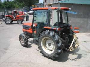 Tractor KUBOTA GL-467
