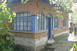 Casa 1000 teren Miulesti